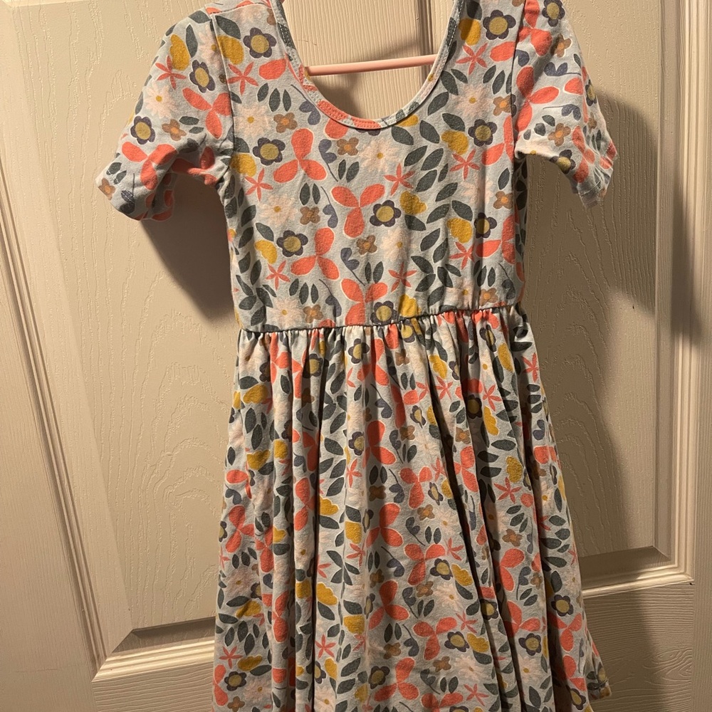 Alice and Ames Size 6 dress